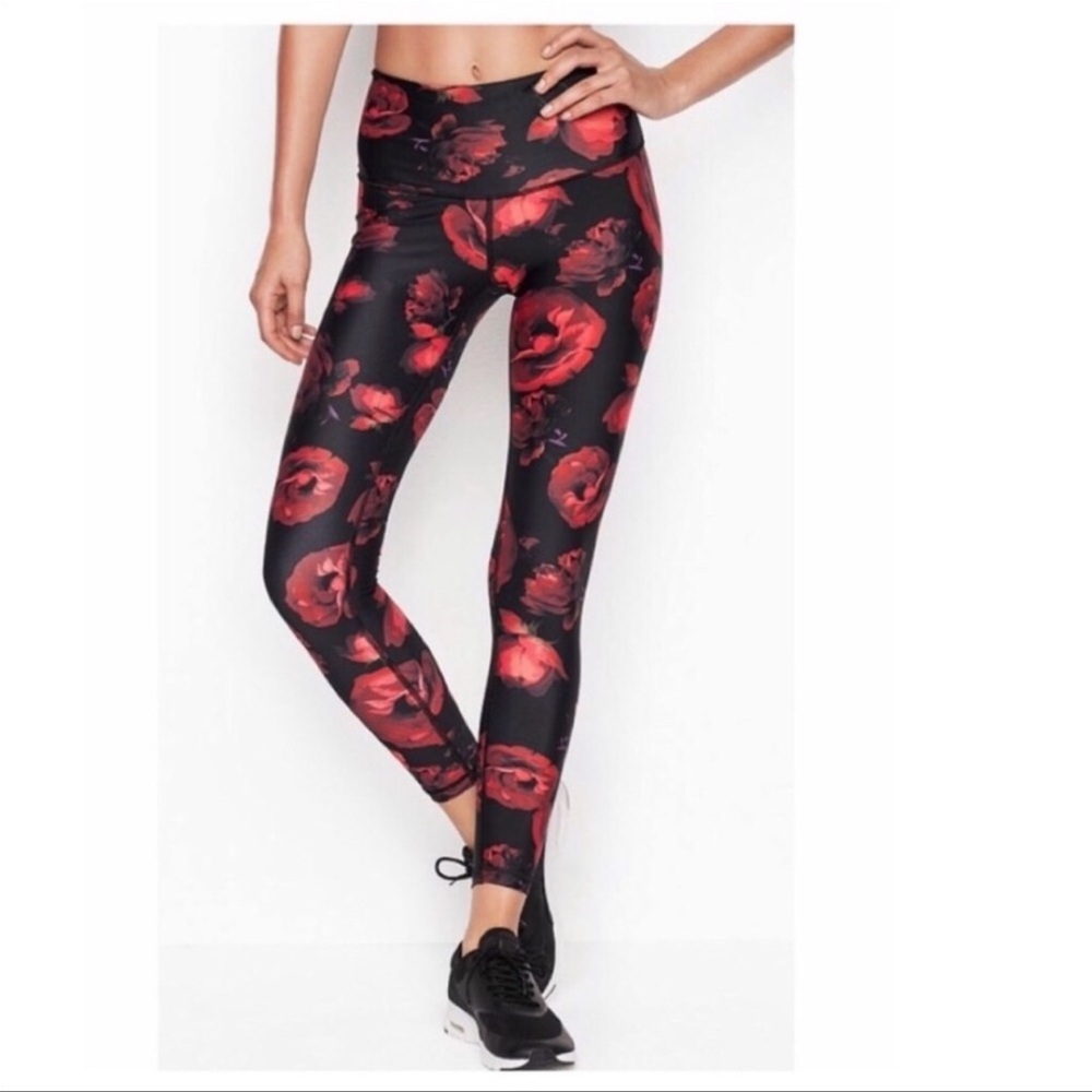 Victoria’s Secret Sport 7/8 Printed Tight Legging. High Rise. Small & Medium.NWT